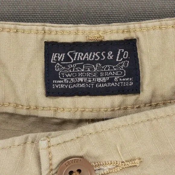 Levi’s Cargo Shorts Mens 38 Khaki Cotton - Picture 2 of 8